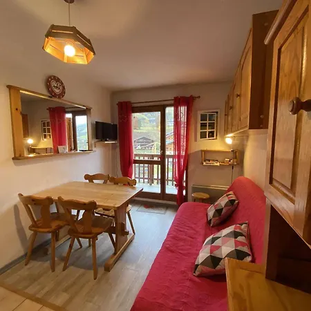 Apartment 4 Pers., Village, Proche Pistes, Piscine L'ete, Commerces A Pied - Fr-1-342-141 *